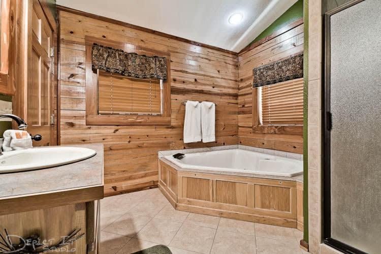 Secluded Cabin In The Woods! 1 Story Vila Eureka Springs Exterior foto